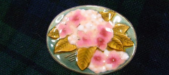 お花のブローチ 【七宝教室】 お花のブローチ 【七宝教室】