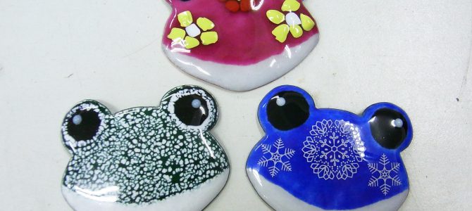 カエル好きな生徒さん【七宝教室生徒さん作品】 カエル好きな生徒さん【七宝教室生徒さん作品】